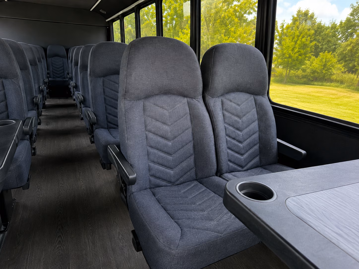 baton rouge prom party bus rentals in baton rouge