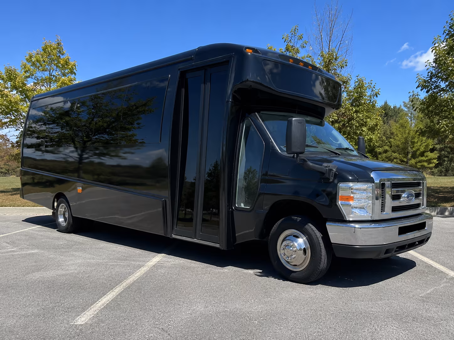 ruston keep your ruston wedding on schedule with a charter bus rental