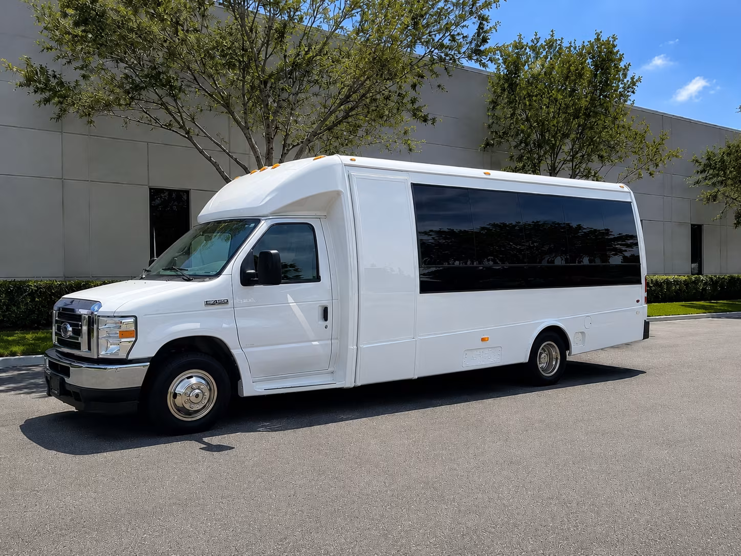 these are the bus types available for your bossier city wedding